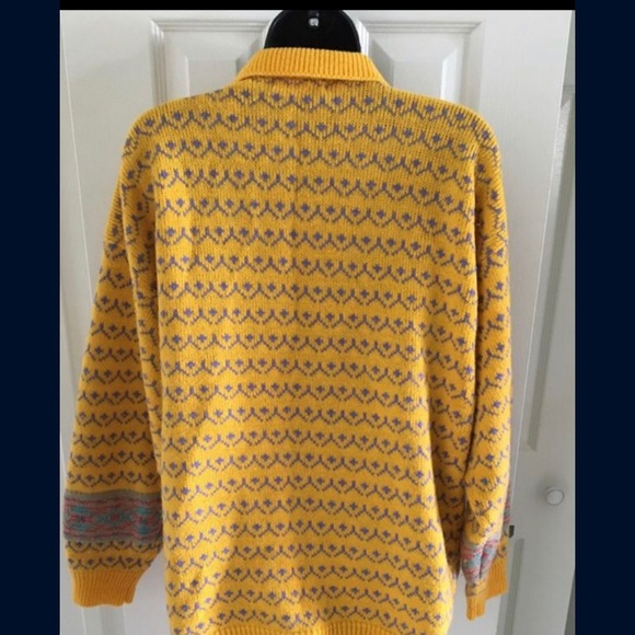 Vintage sweater - Picture 2 of 2